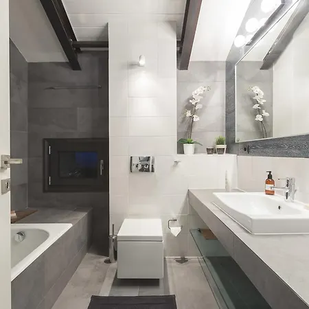 One And Only Βίλα